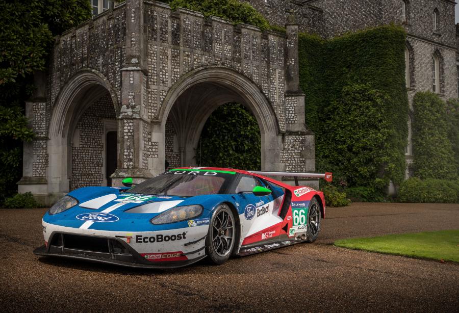  Ford GT Race Car 2016 года  (фото 40 из 46)